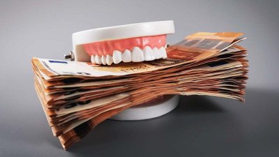 Hrvaške klinike so slovenskim zobozdravnikom začele ponujati 10-odstotni delež za slehernega pacienta, ki bi ga preusmerili k njihovemu ortodontu ali endodontu 