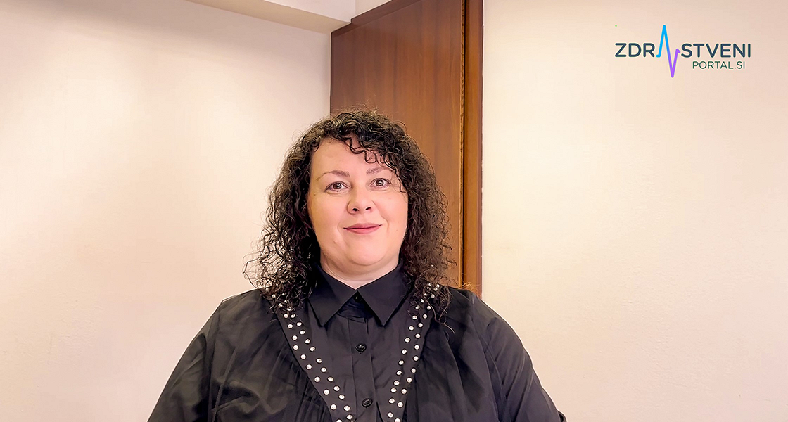 »Rutinska operacija ciste na jajčniku se je močno zapletla: prestala sem 8-urno težko operacijo, reanimacijo, prejela 13 enot krvi, sledilo je večmesečno zdravljenje – in nihče ni posumil, da imam hemofilijo«