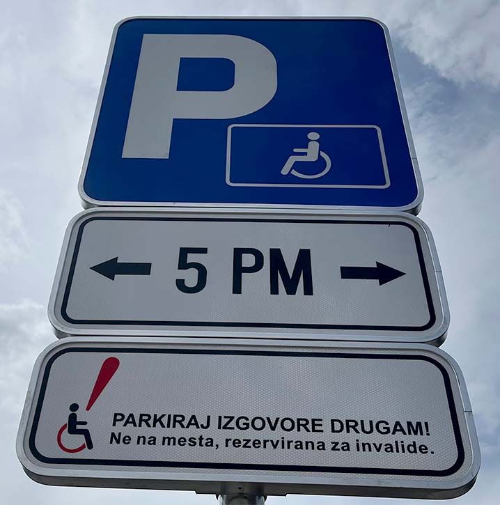 parkirni prostori za invalide